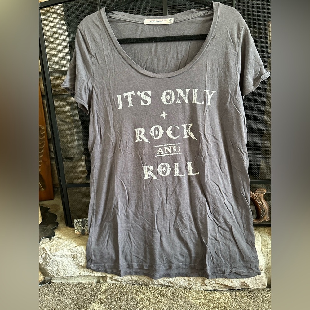 Lucky Brand Gray Short Sleeve Tee